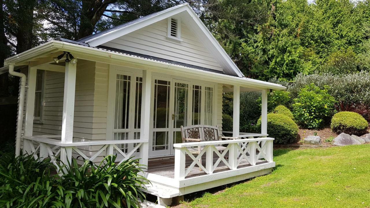 Centennial House Taupo Exterior photo